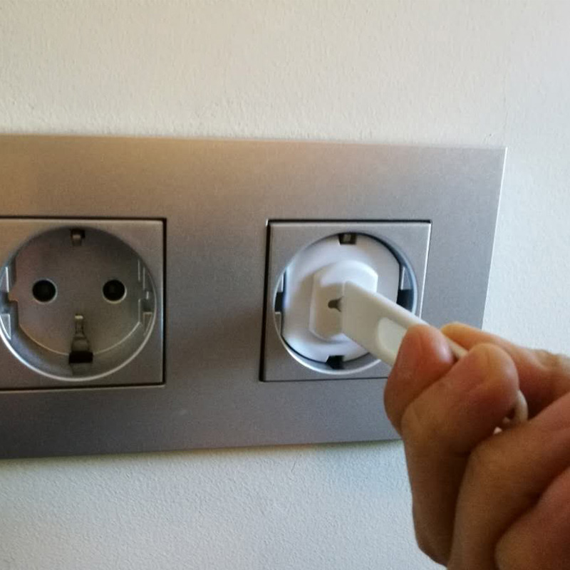 child proofing plug protector